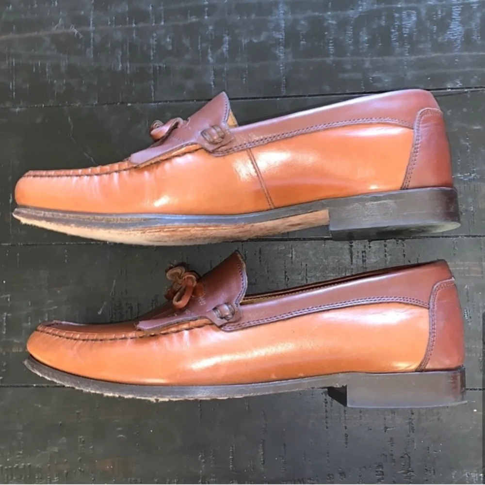 Excellent Preowned Condition Florsheim Mens Loafers Size 8.5D.